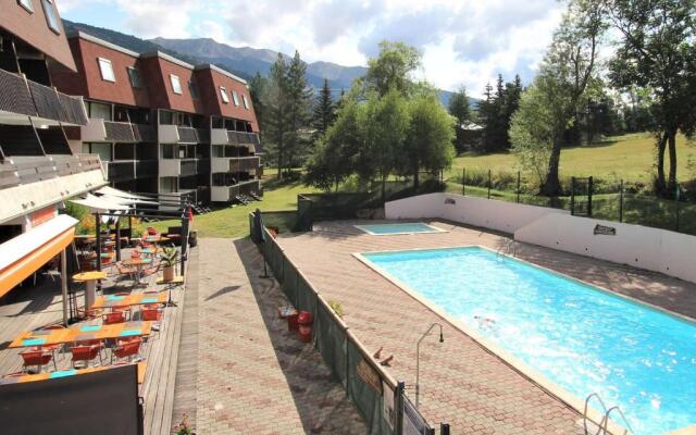 Appartement Serre Chevalier, 1 pièce, 4 personnes - FR-1-330F-106