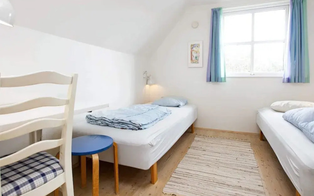 10 Person Holiday Home in Blavand