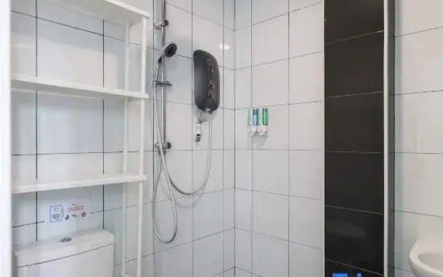 7-Room Exec House, Rumahku Express, Georgetown
