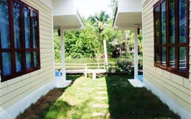 Baan Boontuam Ta Ngok Resort