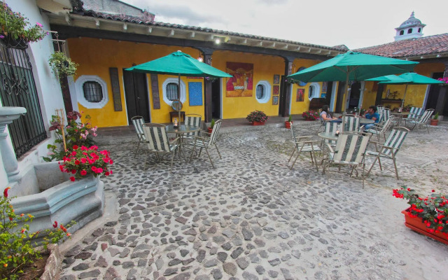 Hotel Monasterio
