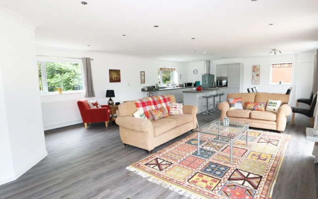 Heron Lodge