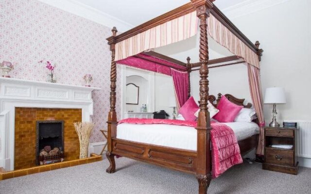 26 The Crescent - Guest House