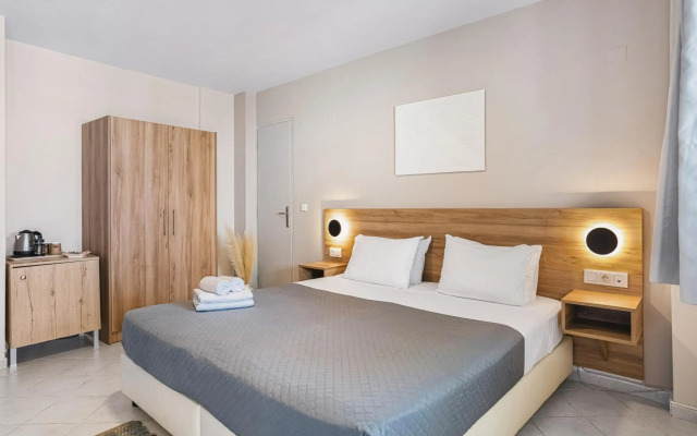 Yria Beach Hotel