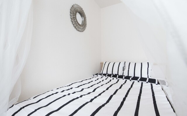 nid NAMBA at Adel Heim