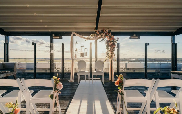 Corendon Apartments Amsterdam Schiphol Airport Hotel