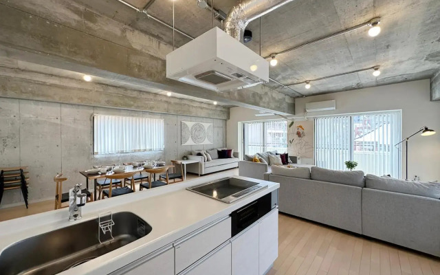Modern Spacious Apartment Beside Peace Park 10 ppl