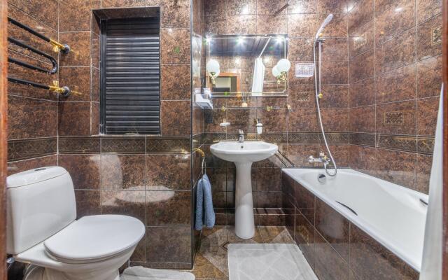 ApartLux on Bolshaya Spasskaya street 8