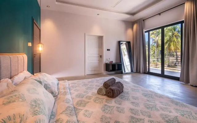 V Hotel In Paje