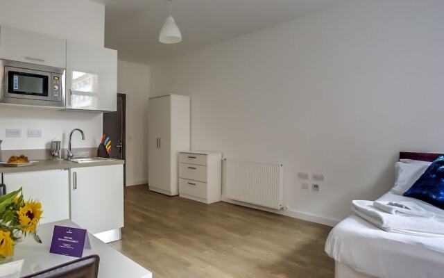 Wonderfully Bright 1BR Studio In Liverpool