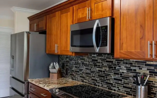 Kanaloa #3503 by Kona Now