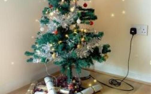 Hla - King Court Apartment 2