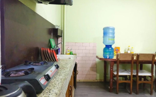 Sun Apartment & Guest House