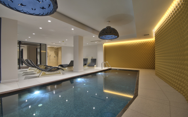 HOLM Boutique &Spa - IK Collection