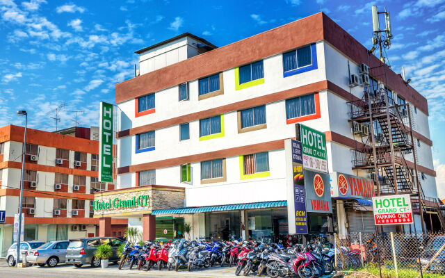 Hotel Zamburger Grand City