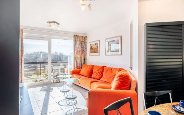 Apartment in Oostduinkerke With Garage