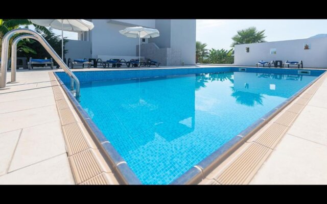 "xenos Villa 7 With a Private Pool Near the Sea."
