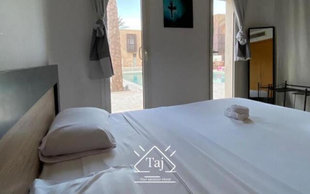TAJ HOME, exotic ground 2 bedroom, pool, Scarab