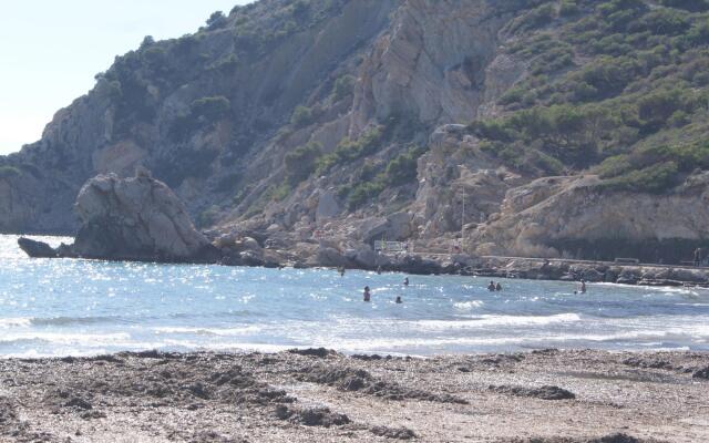 Lovely Holiday Home in Finestrat with Swimming Pool