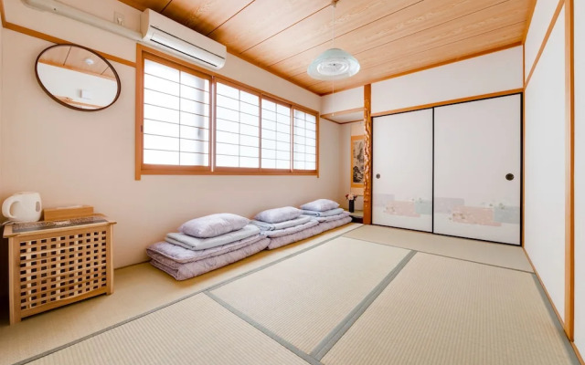 Yolee Guest House