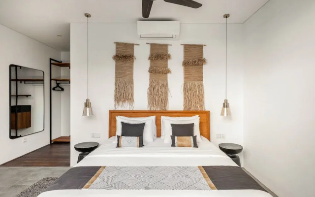 Stylish 3BR Villa Myla By Azure