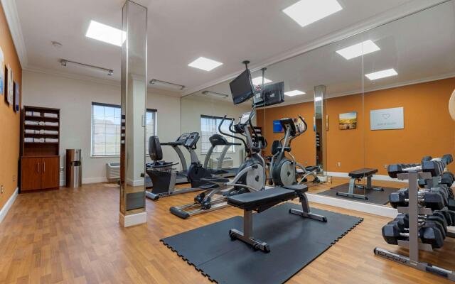 Comfort Suites Downtown Sacramento