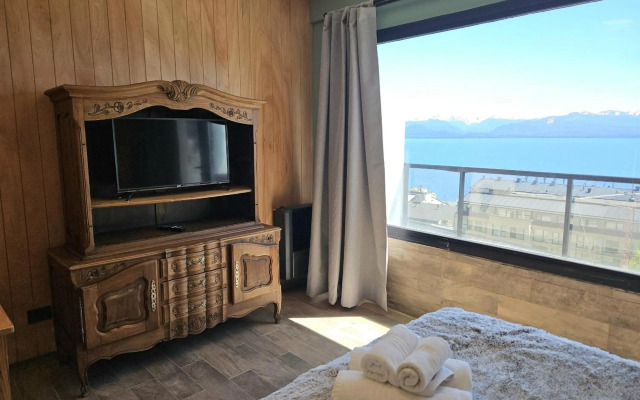 El Suizo II con vista al lago y Terraza