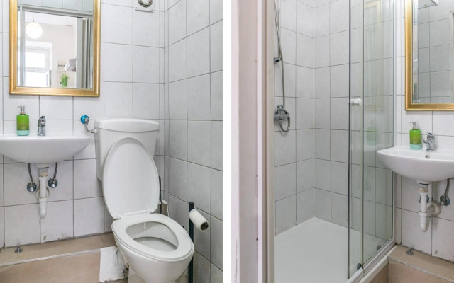 Budget Apartments Well connected to the Whole City