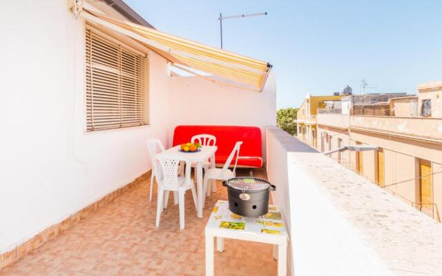 Lilla's house near the beach, parking & wifi