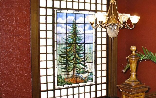 Greenville Inn at Moosehead Lake