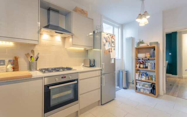 Chic 2 Bedroom Home In Elephant & Castle