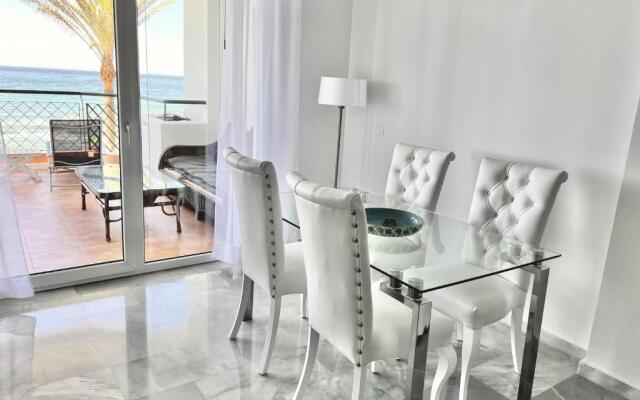 MI CAPRICHO 171 BEACHFRONT APARTMENT In The COSTA DEL SOL
