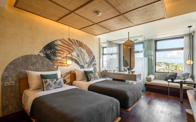 The Isvara By Cove