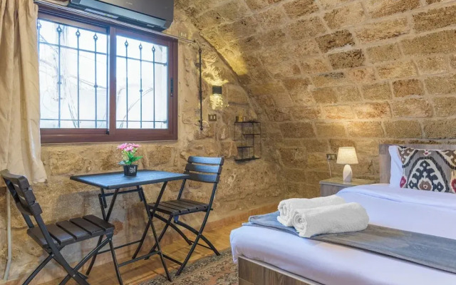 Timberwood Studio in Batroun