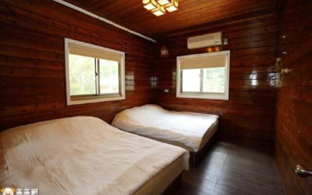 Lakeside Camping Resort