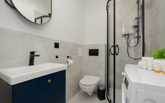 Chmielna Studio Warsaw Center by Renters
