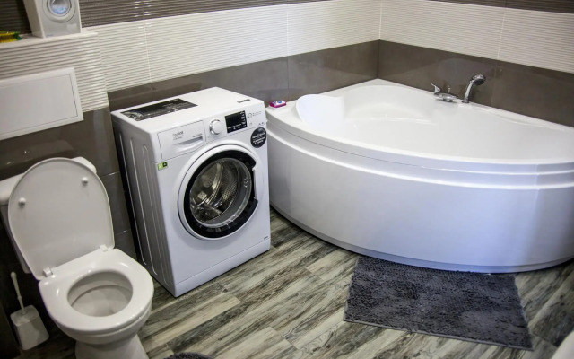 Апартаменты на улице Чкалова 75