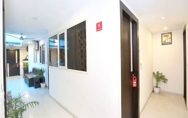 OYO 982 Hotel Royal Park