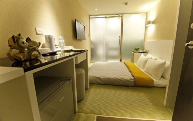 E House Hotel