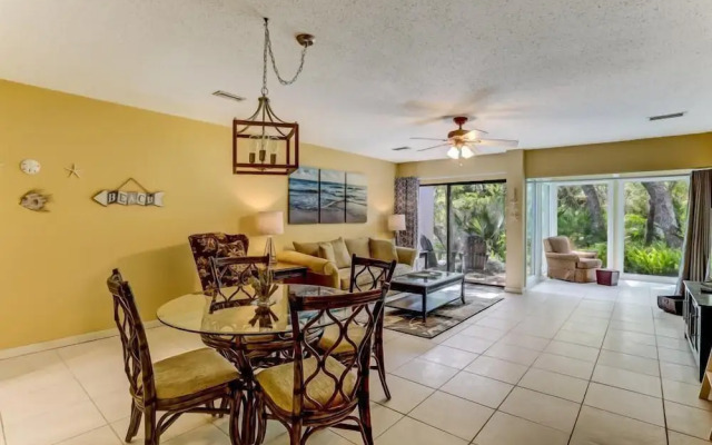1217 Lagoon Villas