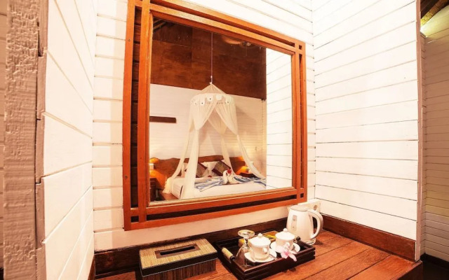 Warisan Villa By Yom