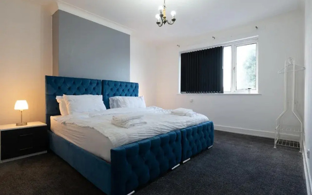 2-bedroom- Stoke-on-trent-sleeps 5-petsok