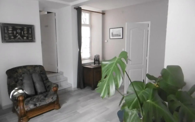 studio au pied de la cathedrale notre dame