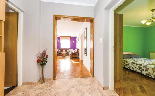 Three-Bedroom Apartment Maslenica with Sea view 08