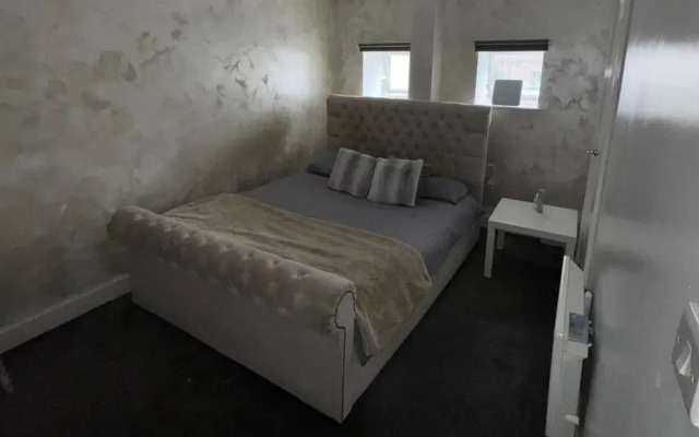 Central Sheffield 3-bed Apt, Sleeps 7 With Parking