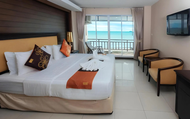 Seaside Jomtien Beach