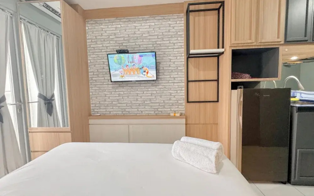 Comfortable Living Studio At Tamansari Prospero Apartment