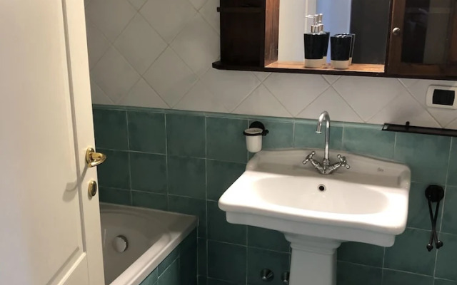 Entire House With Panoramic Views and use of Pool