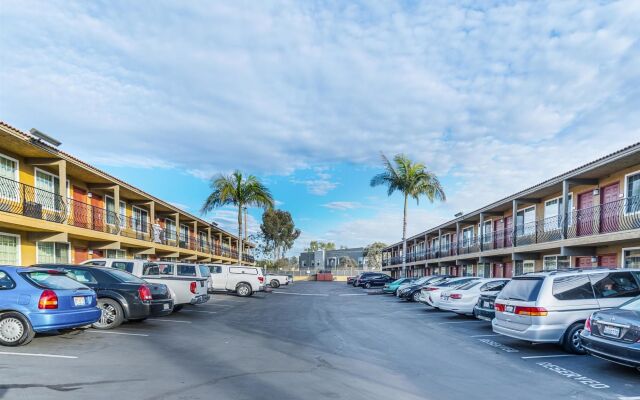 Motel 6 San Diego, CA - Southbay