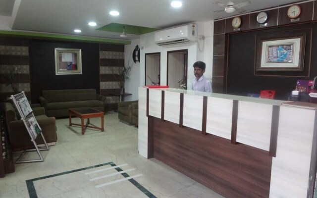 Hotel Airport Plaza